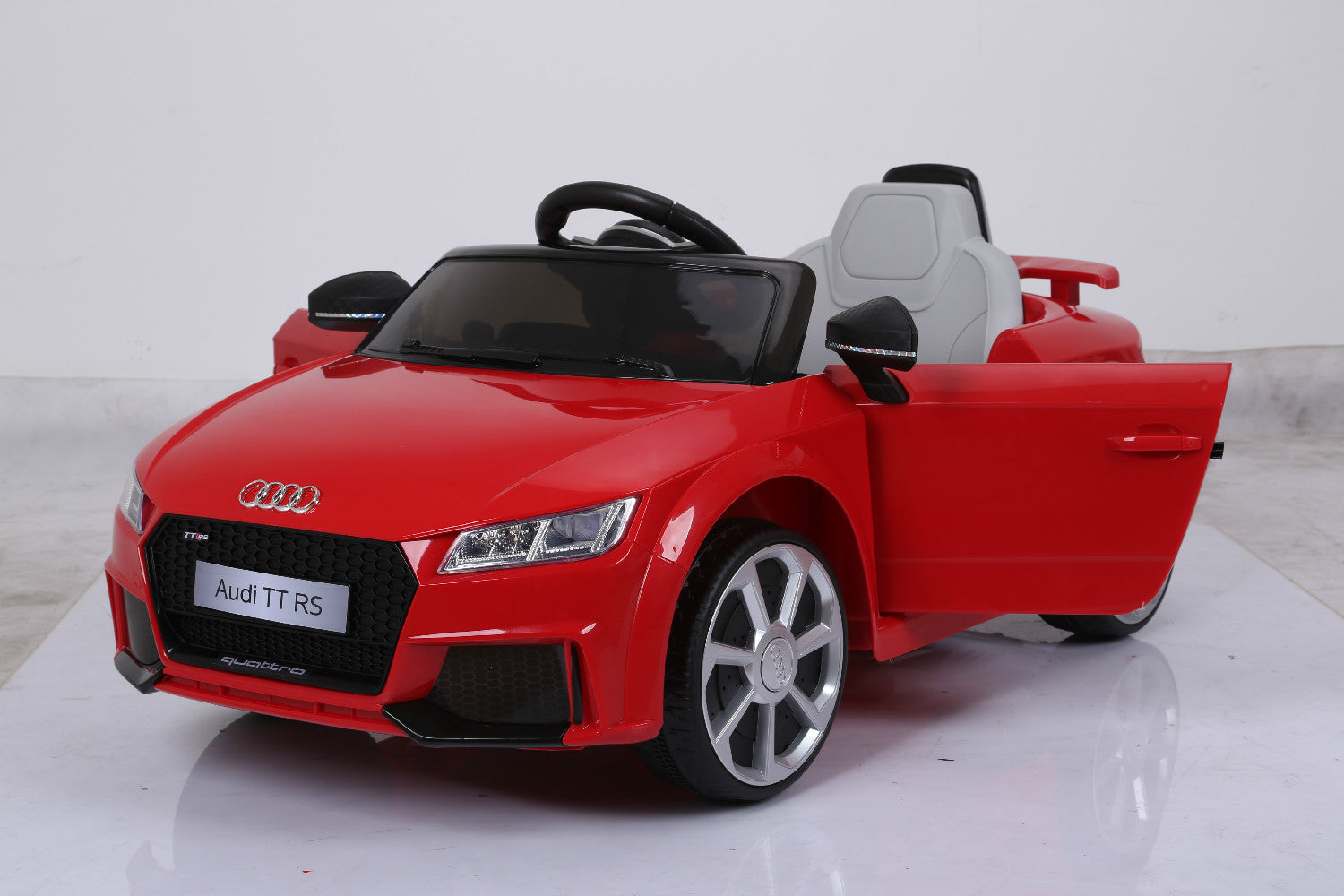 AUDI TT RS OFFICIAL LICENSED KIDS RIDE on CAR ELECTRIC TOY CAR REMOTE CONTROL